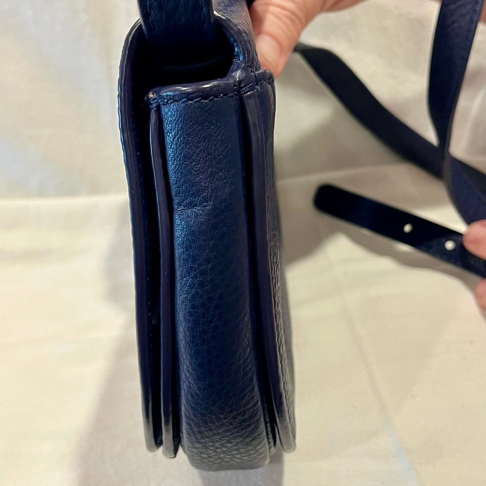 EUC Tory Burch Stunning Blue Shoulder/Crossbody Bag 
***GET IT QUICK ***!!! - Picture 9 of 11